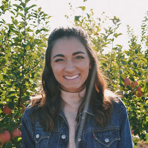 Meet your Posher, Julia